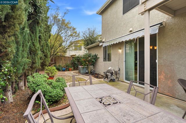 5683 Vintage Cir, Stockton, CA 95219