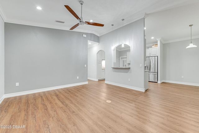 2010 Forest Avenue, Daytona Beach, FL 32119