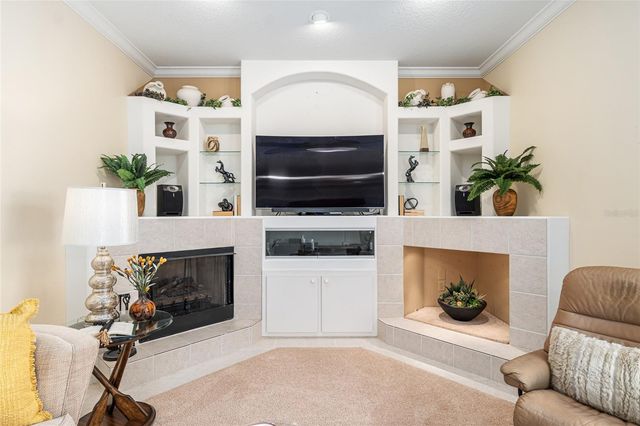 5711 NW 25TH LOOP, Ocala, FL 34482