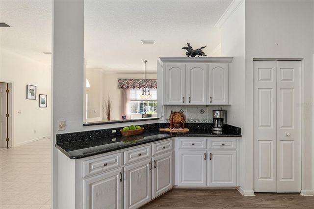 5711 NW 25TH LOOP, Ocala, FL 34482