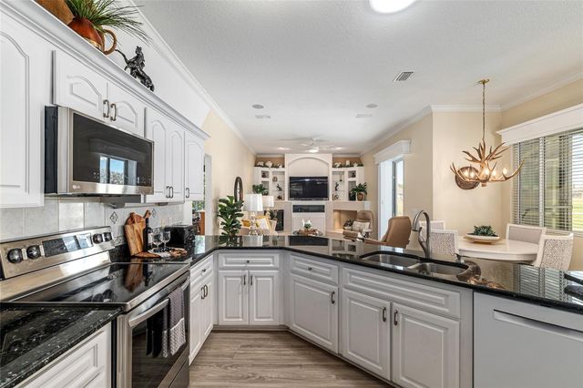 5711 NW 25TH LOOP, Ocala, FL 34482