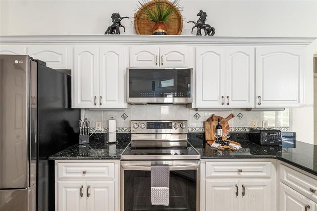 5711 NW 25TH LOOP, Ocala, FL 34482