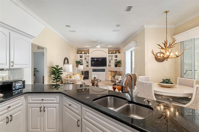 5711 NW 25TH LOOP, Ocala, FL 34482