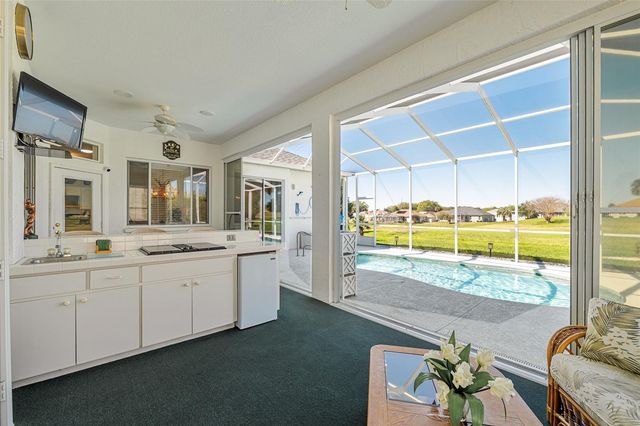 5711 NW 25TH LOOP, Ocala, FL 34482