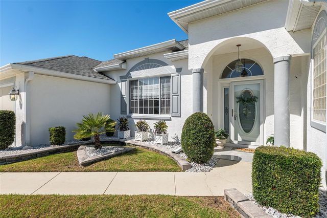 5711 NW 25TH LOOP, Ocala, FL 34482