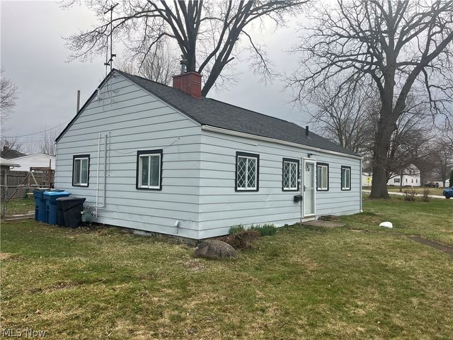 4061 Gregus Avenue, Lorain, OH 44055