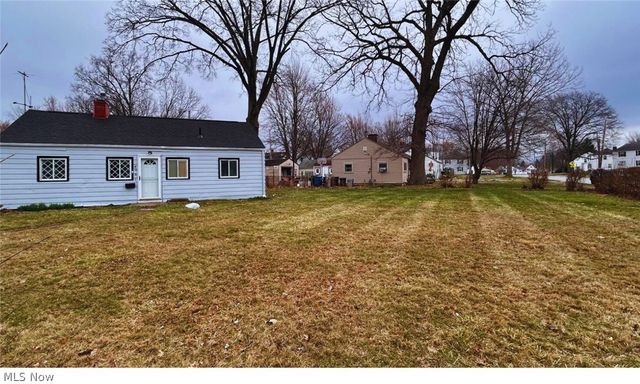 4061 Gregus Avenue, Lorain, OH 44055