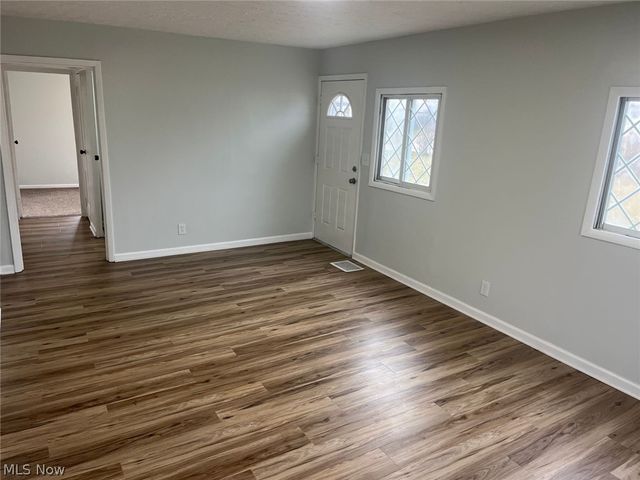 4061 Gregus Avenue, Lorain, OH 44055