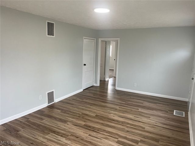 4061 Gregus Avenue, Lorain, OH 44055