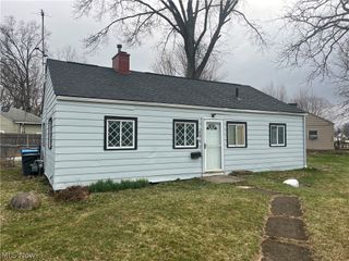 4061 Gregus Avenue, Lorain, OH 44055