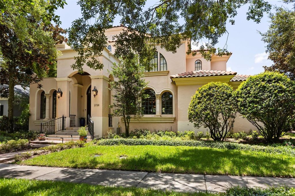 Image 3 of property listing at 2734 MEETING PLACE, Orlando, FL 32814