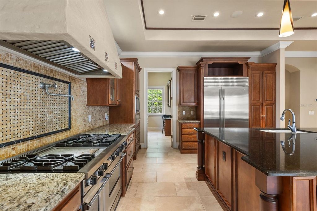 Image 23 of property listing at 2734 MEETING PLACE, Orlando, FL 32814
