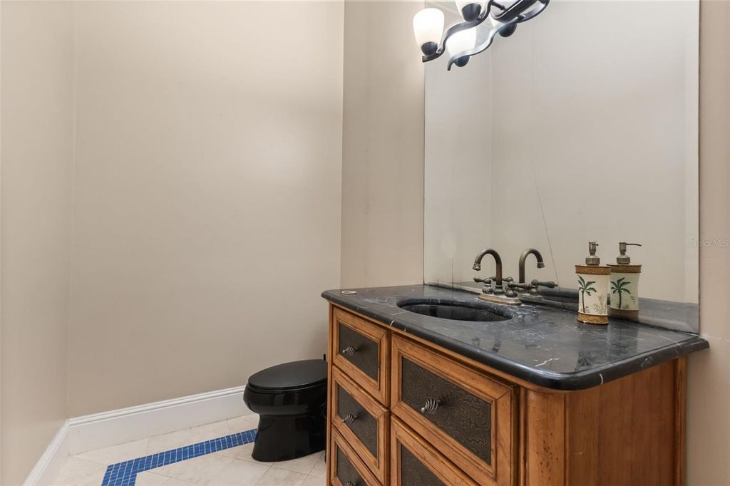 Image 31 of property listing at 2734 MEETING PLACE, Orlando, FL 32814