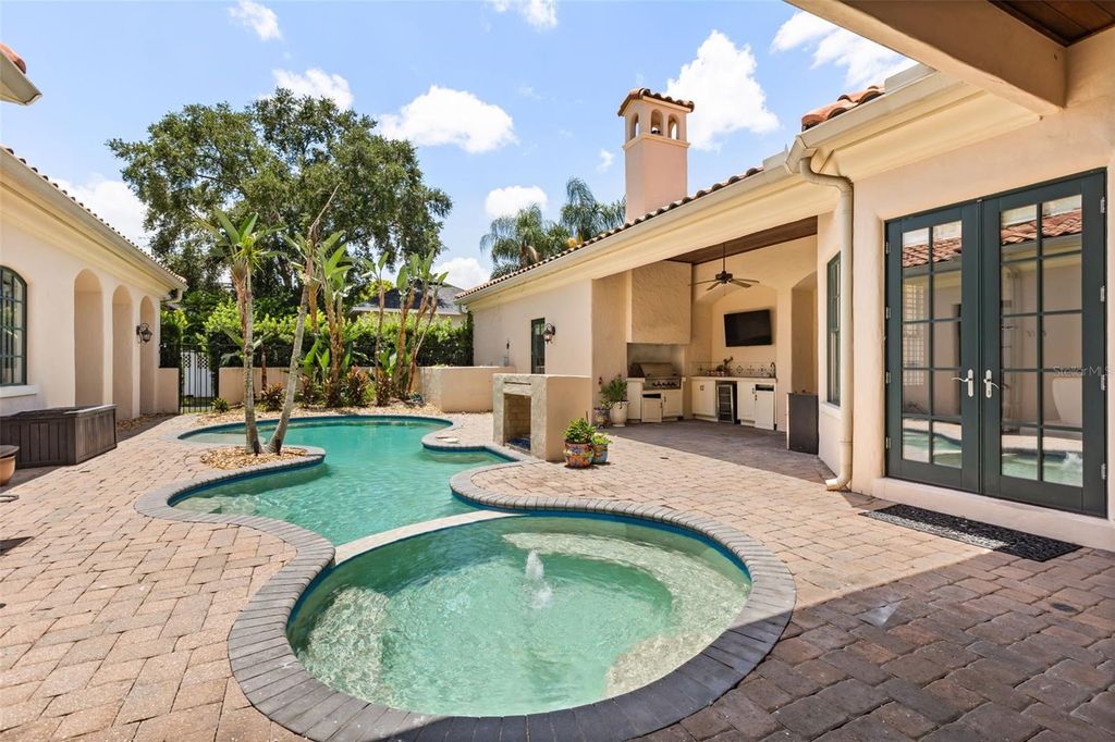 Image 34 of property listing at 2734 MEETING PLACE, Orlando, FL 32814