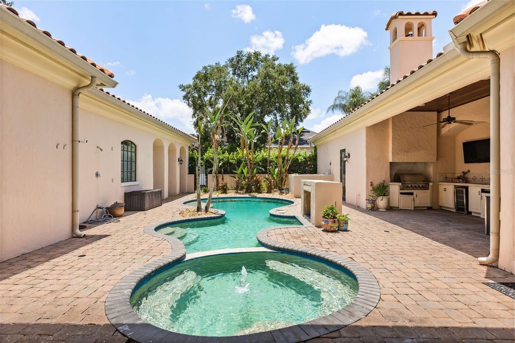 Image 35 of property listing at 2734 MEETING PLACE, Orlando, FL 32814