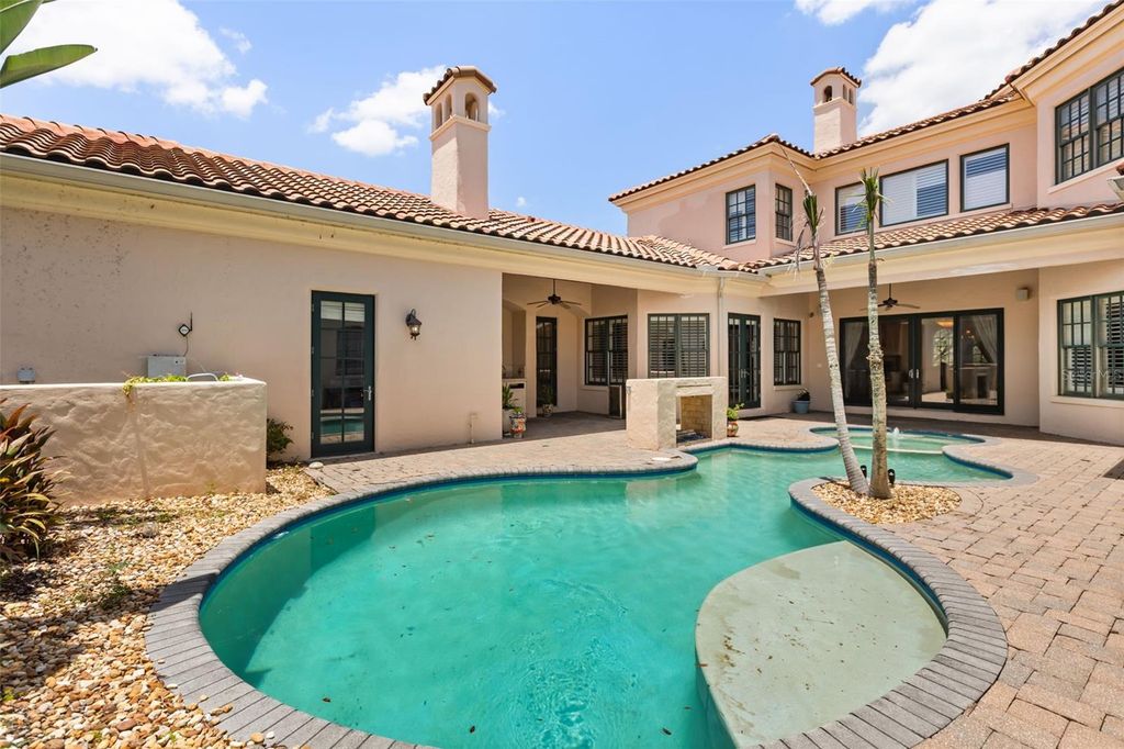 Image 37 of property listing at 2734 MEETING PLACE, Orlando, FL 32814