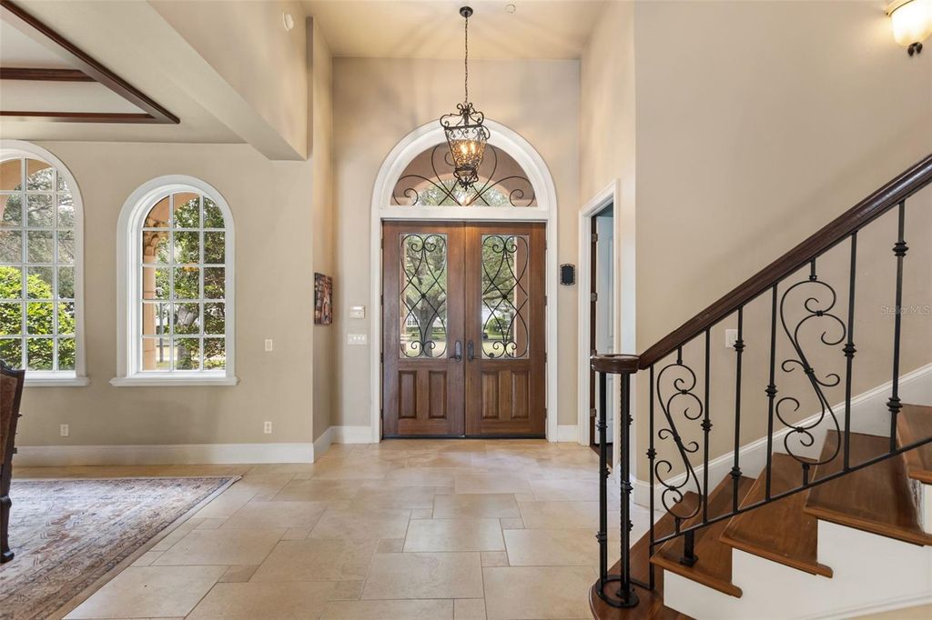 Image 10 of property listing at 2734 MEETING PLACE, Orlando, FL 32814