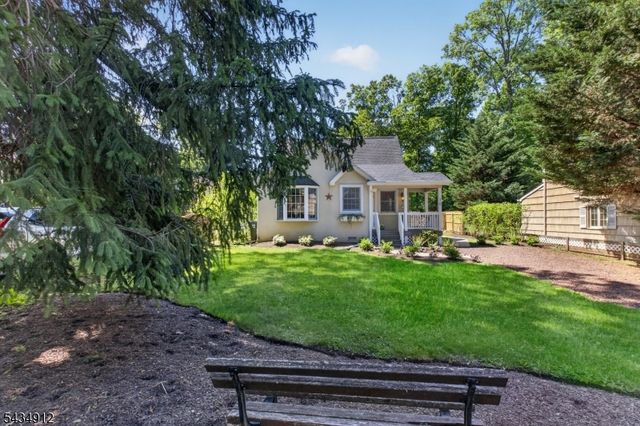 70 Berkley Ave, Woodbridge Twp., NJ 07067