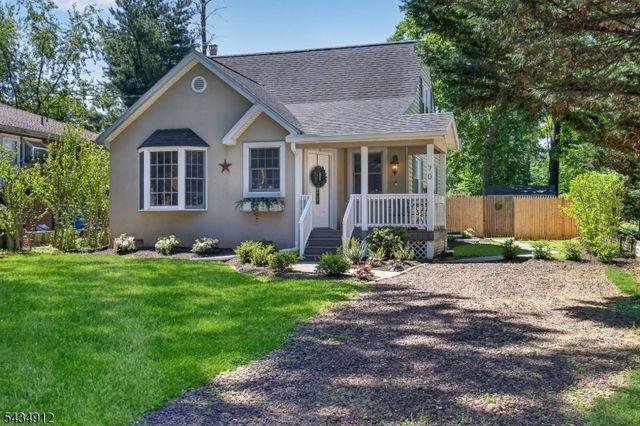 70 Berkley Ave, Woodbridge Twp., NJ 07067