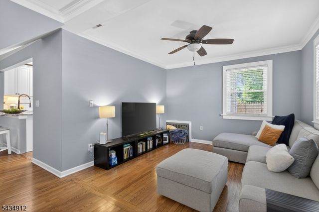70 Berkley Ave, Woodbridge Twp., NJ 07067