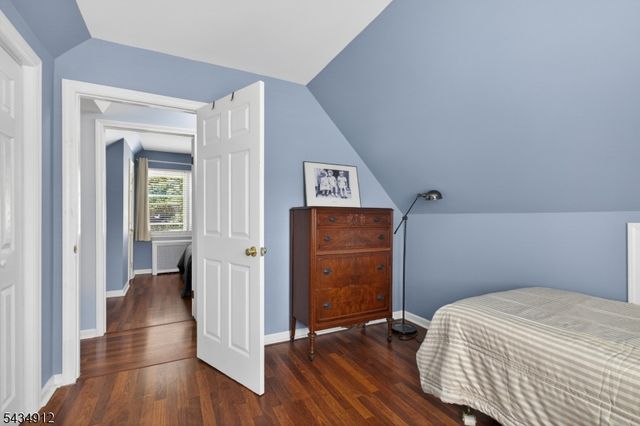 70 Berkley Ave, Woodbridge Twp., NJ 07067