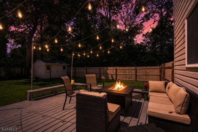70 Berkley Ave, Woodbridge Twp., NJ 07067