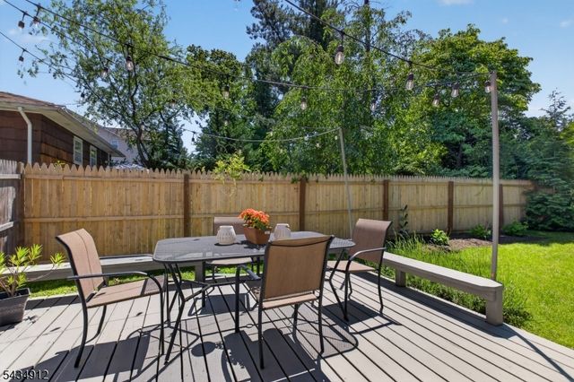 70 Berkley Ave, Woodbridge Twp., NJ 07067
