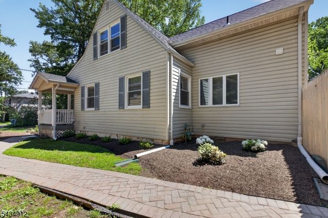 70 Berkley Ave, Woodbridge Twp., NJ 07067