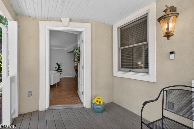 70 Berkley Ave, Woodbridge Twp., NJ 07067