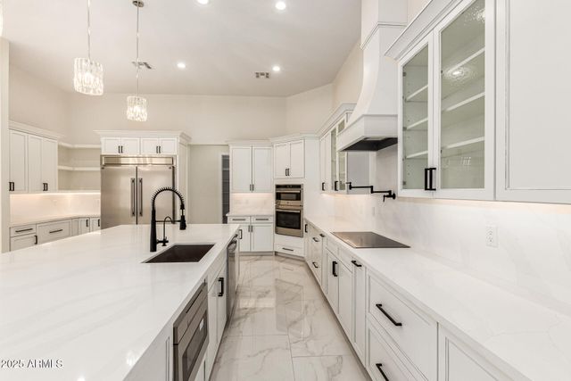 9357 W CANYON VERDE Drive, Casa Grande, AZ 85194