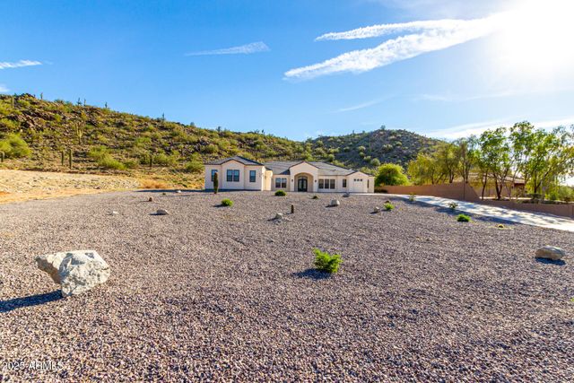 9357 W CANYON VERDE Drive, Casa Grande, AZ 85194