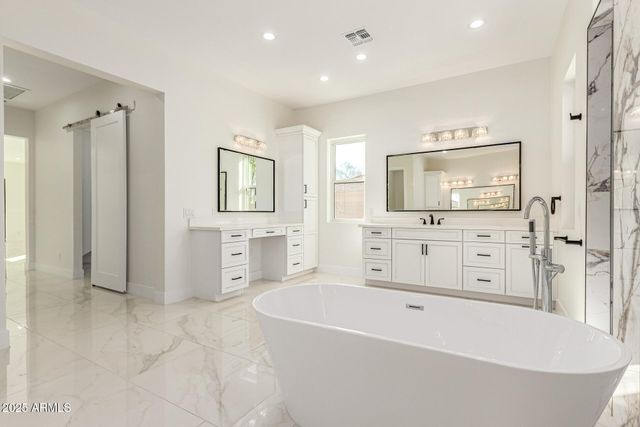 9357 W CANYON VERDE Drive, Casa Grande, AZ 85194