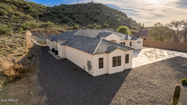 9357 W CANYON VERDE Drive, Casa Grande, AZ 85194