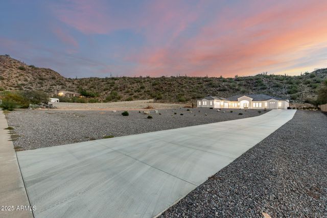 9357 W CANYON VERDE Drive, Casa Grande, AZ 85194