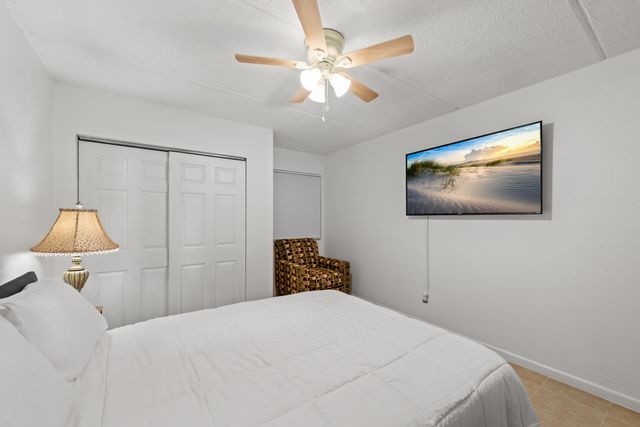 209 W Miracle Strip Parkway J201, Mary Esther, FL 32569