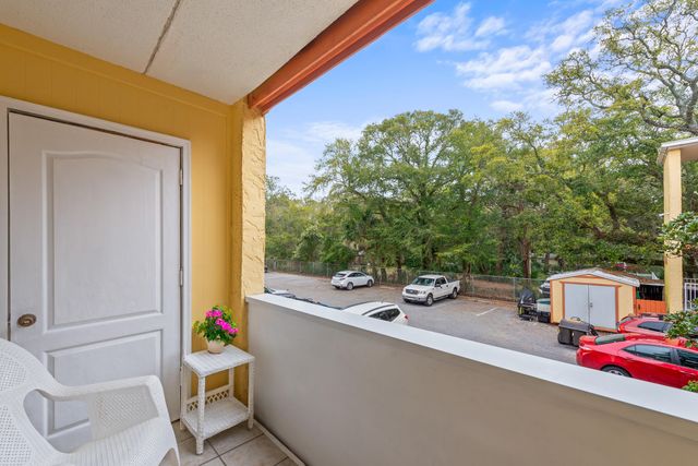 209 W Miracle Strip Parkway J201, Mary Esther, FL 32569