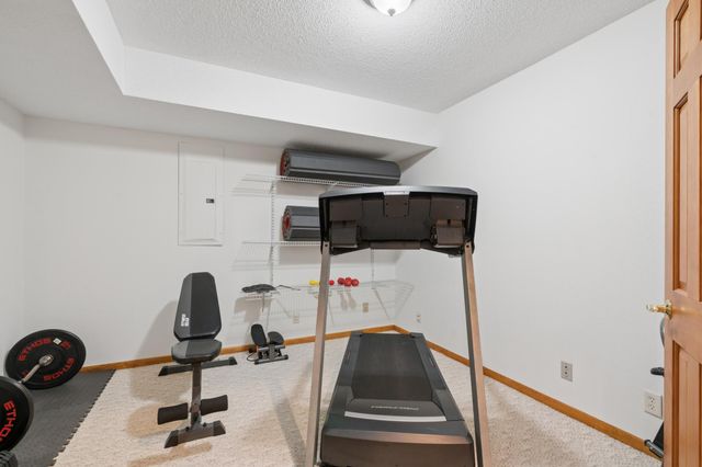 1540 Viewcrest Lane, Burnsville, MN 55337
