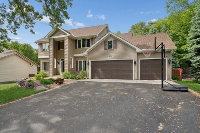 1540 Viewcrest Lane, Burnsville, MN 55337