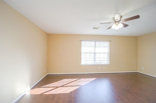 9611 Prairie Dog Run, Sugar Land, TX 77498