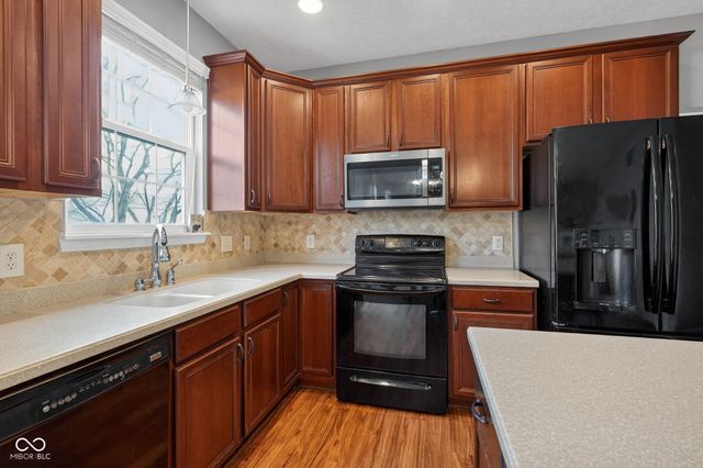 14386 Sherbrooke Drive, Mccordsville, IN 46055