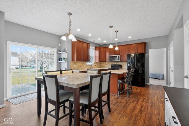 14386 Sherbrooke Drive, Mccordsville, IN 46055