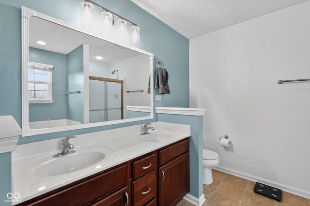 14386 Sherbrooke Drive, Mccordsville, IN 46055