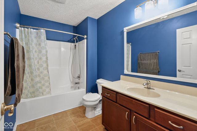 14386 Sherbrooke Drive, Mccordsville, IN 46055