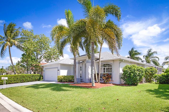 1422 Fairway Circle, Greenacres, FL 33413