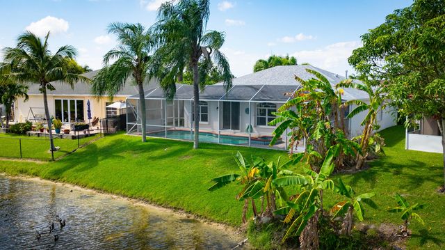 1422 Fairway Circle, Greenacres, FL 33413