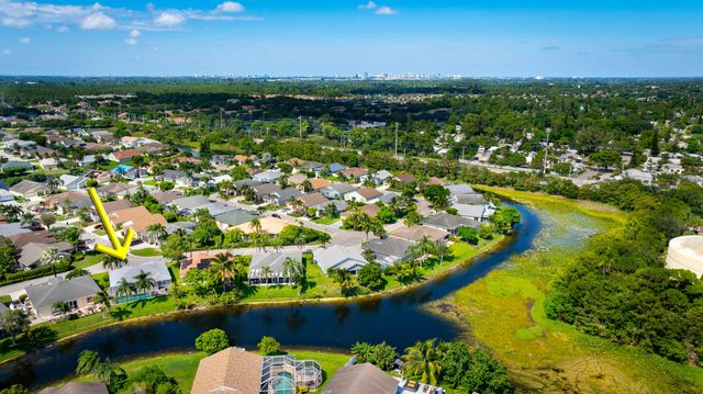 1422 Fairway Circle, Greenacres, FL 33413