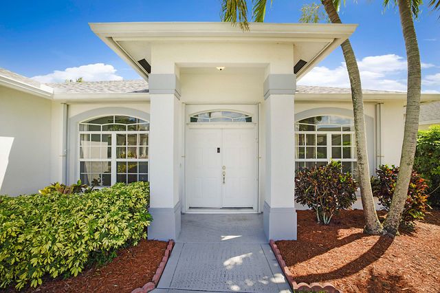 1422 Fairway Circle, Greenacres, FL 33413