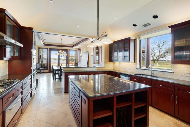 7320 S Shore, Bonham, TX 75418