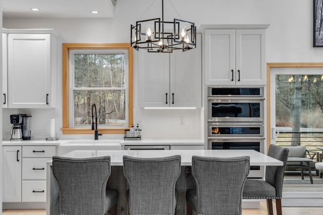 481 Weeks Hill Road, Stowe, VT 05672