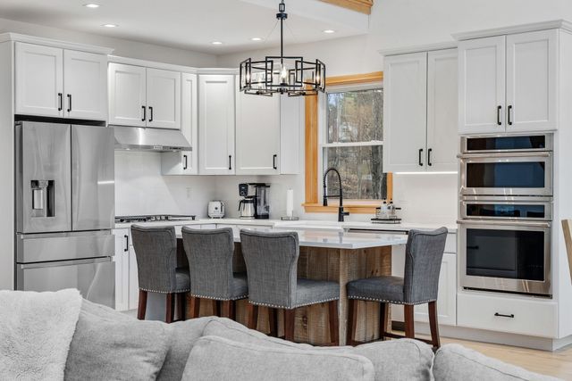 481 Weeks Hill Road, Stowe, VT 05672